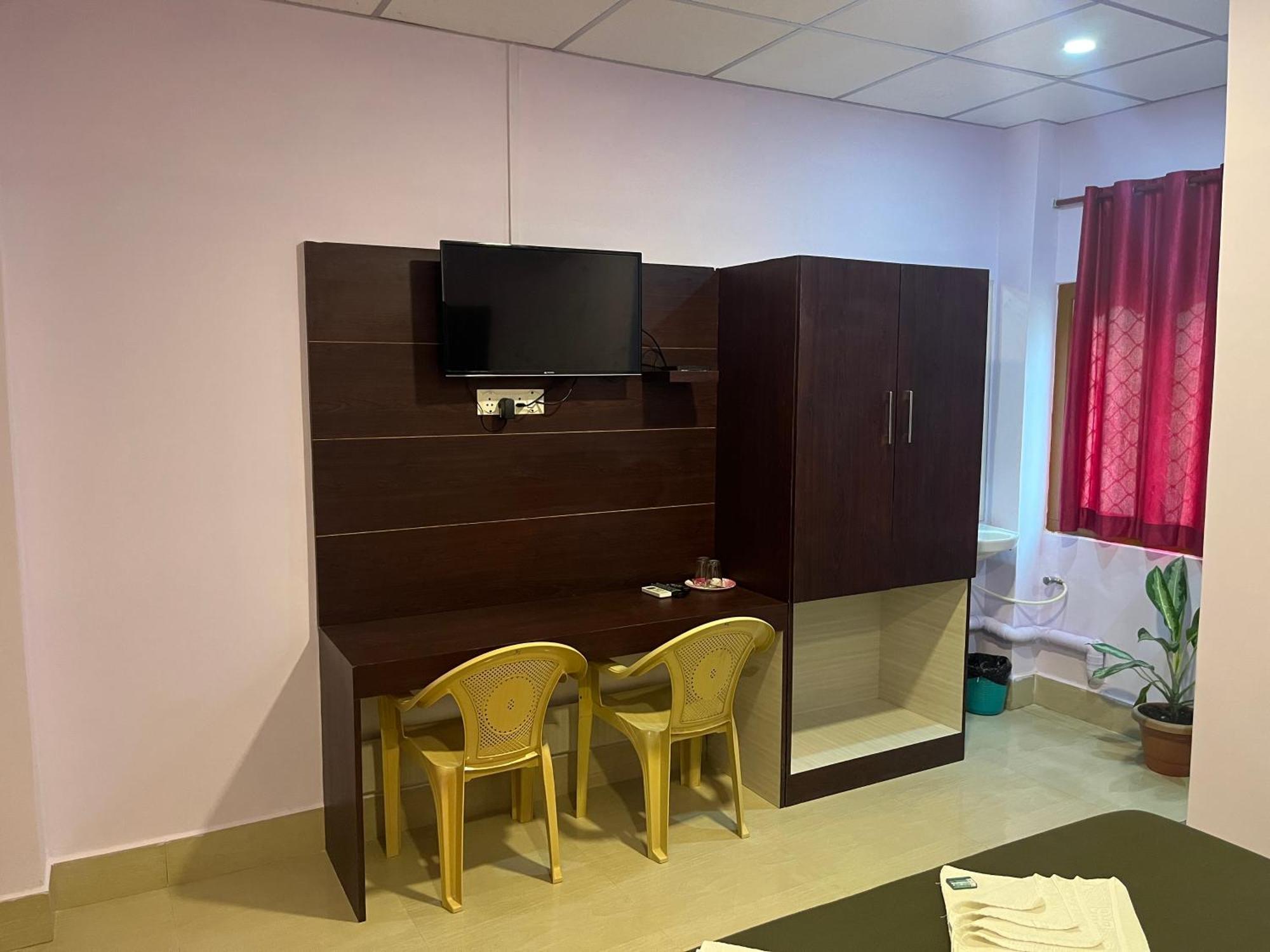 Отель Purnima Residency Lakshmanpur Экстерьер фото